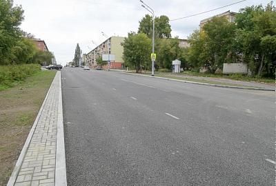 Завершается благоустройство улицы Октябрьской революции
