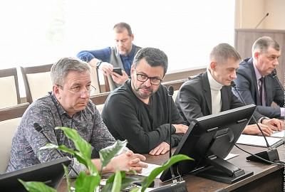 Владислав Пинаев встретился с директорским корпусом