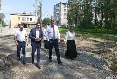 Несмотря на капризы погоды подрядчики намерены к осени закончить благоустройство парка Рудника
