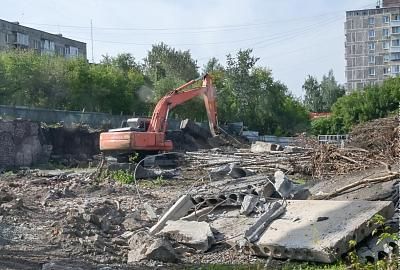На Вые подрядчики приступили к строительству крытого катка