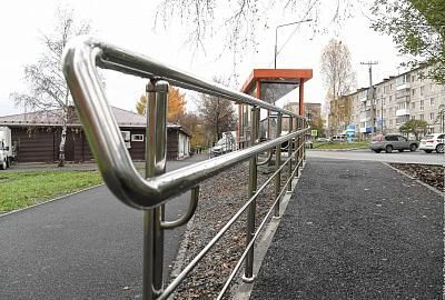 Отремонтированная дорога, построенные тротуары, довольные горожане  