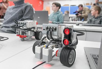 Центр цифрового образования IT-куб в Нижнем Тагиле выходит на федеральный уровень