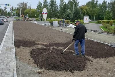 Завершается благоустройство улицы Октябрьской революции